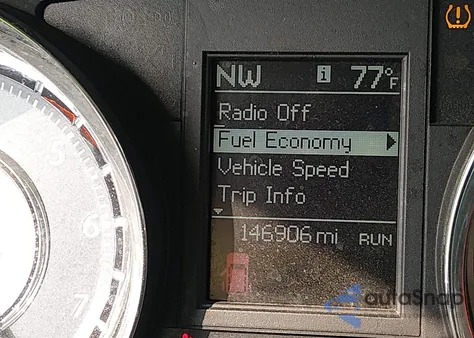 2015 Chrysler Town & Country Touring z USA, uszkodzony, nr VIN 2C4RC1BG3FR538396